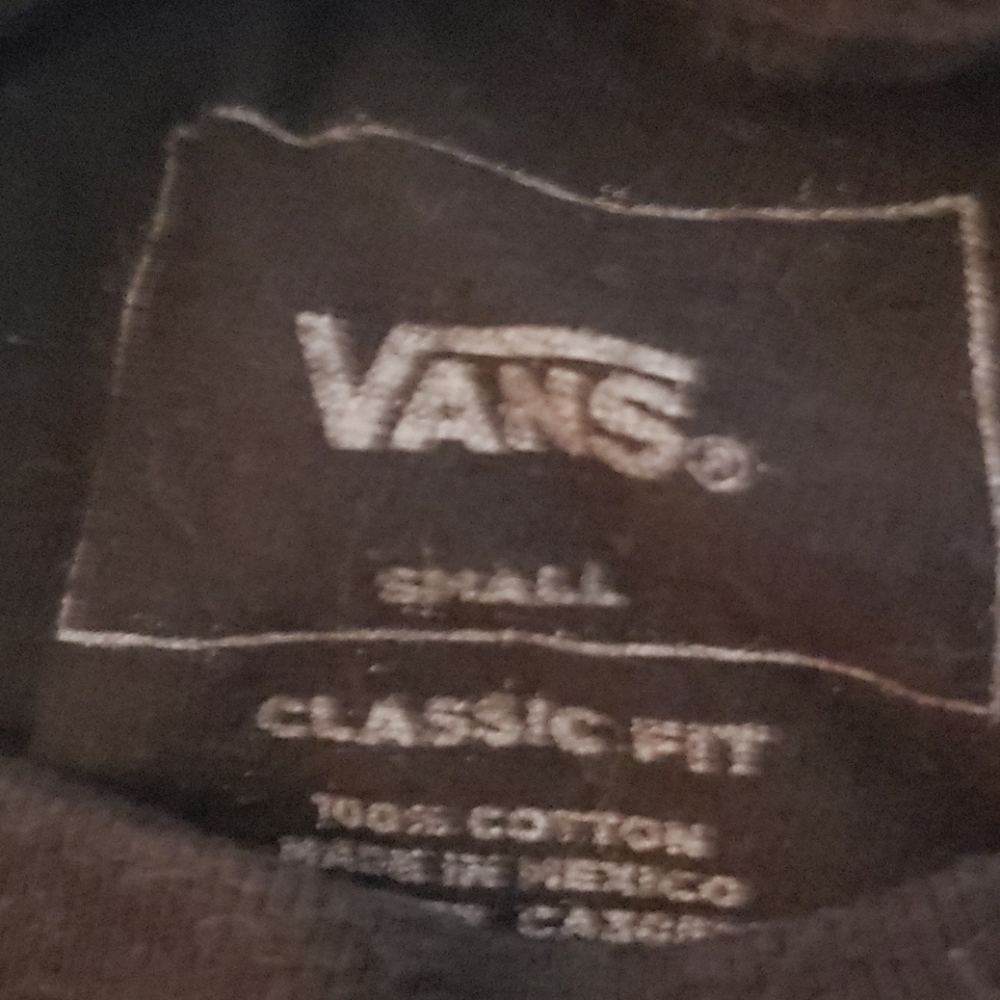 Tshirt - Picture 2 of 2